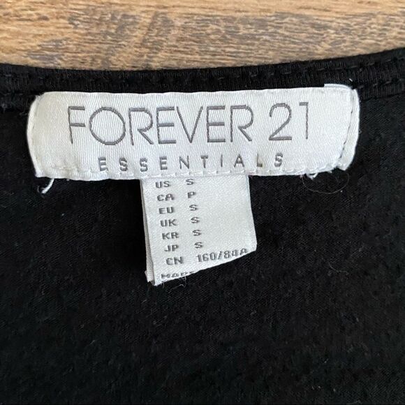 FOREVER 21 Long Sleeves Black Cotton Top - EUC - Size S - Picture 3 of 4
